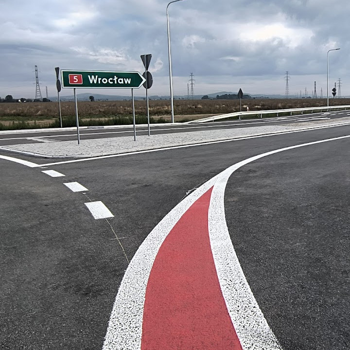 Zakonczono odbiory techniczne pierwszego ronda na DK5 w Dobromierzu